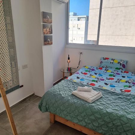 Beautiful 2-Bedroom Sea-View apartment Netanya Exterior foto